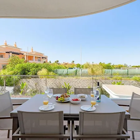 3 Bed In Appartamento Lagos